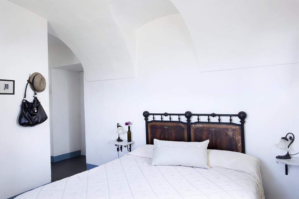 Terre Bianche Appartamenti Dolceacqua Eksteriør billede